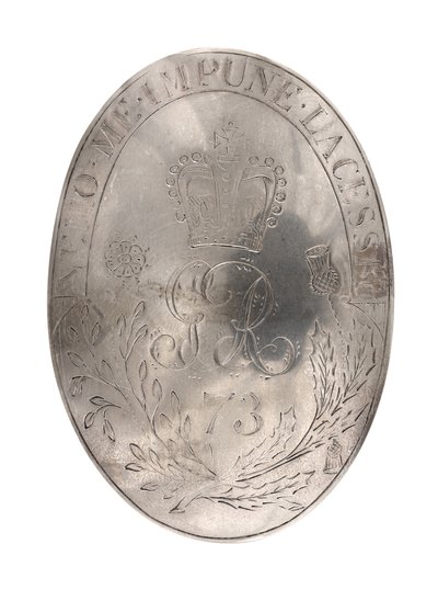 Placa de cinturón de hombro, 73º Regimiento de Infantería de las Tierras Altas, c.1788 (placa de cinturón de hombro) de British School