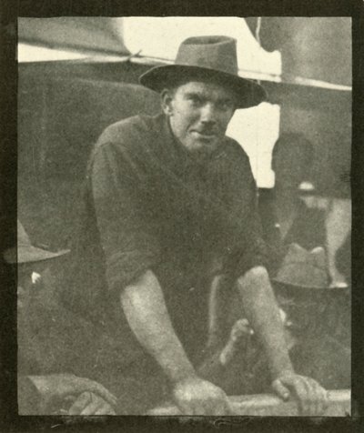 Última fotografía del sargento Hamilton Fish, tomada vivo, viernes 10 de junio de 1898, 1899 de Burr McIntosh