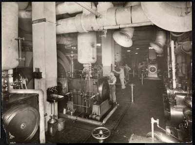 Una sala de calderas en el Hotel McAlpin, 1913 de Byron Company