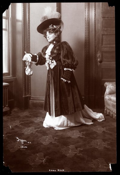 Anna Held, 1904 de Byron Company