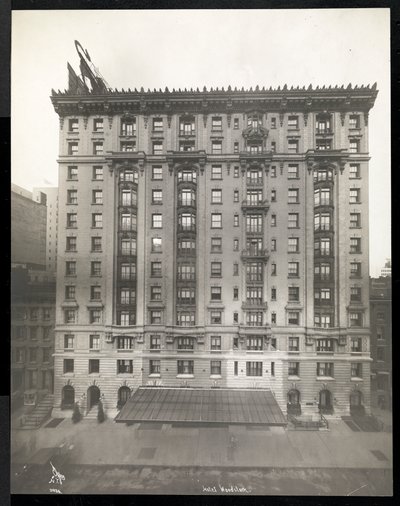 Hotel Woodstock en 127 West 43rd Street, Nueva York, 1911 o 1912 de Byron Company