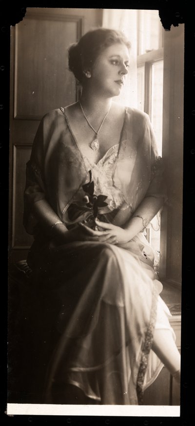 Retrato de Jobyna Howland, 1908-9 de Byron Company