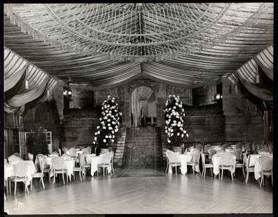 Sala de recepción en el Hotel Ritz-Carlton, 1915 o 1916 de Byron Company