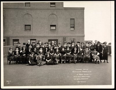 La Sección Económica del Club de Mujeres de Westchester de Mount Vernon, N.Y., en el Hotel Commodore, 21 de marzo de 1921 de Byron Company