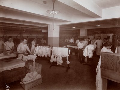 La lavandería en el Hotel McAlpin, 1913 de Byron Company