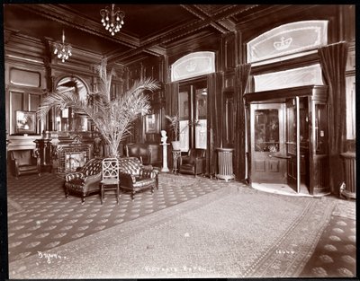 El vestíbulo del Hotel Victoria, 1901 o 1902 de Byron Company