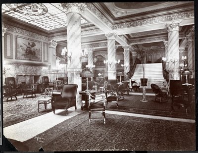 Sala de recepción en el Hotel Majestic de Byron Company