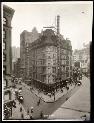 Vista del Grand Hotel en la Calle 31 y Broadway, Nueva York, c.1914 (impresión de gelatina de plata) de Byron Company