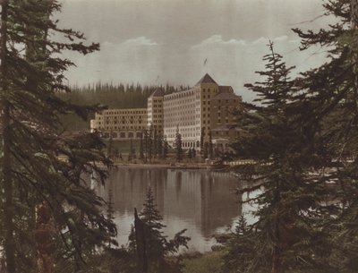 Chateau, Lake Louise (foto en color) de Byron Hill Harmon