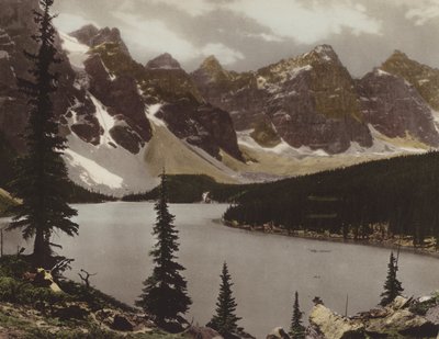 Lago Moraine y Valle de los Diez Picos (foto en color) de Byron Hill Harmon