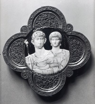 Camafeo que representa al Emperador Honorio y su esposa, María de Byzantine