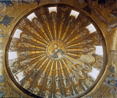 Turquía, Estambul, Iglesia de San Salvador en Chora (Santo Salvador en Chora) (Karyie Camii). Cúpula sur del nártex con Cristo en el centro. Arte bizantino realizado entre 1315 y 1321. de Byzantine