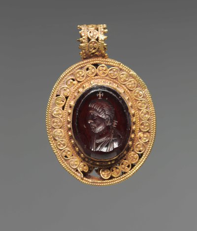 Colgante con retrato en intaglio, 500s de Byzantine School