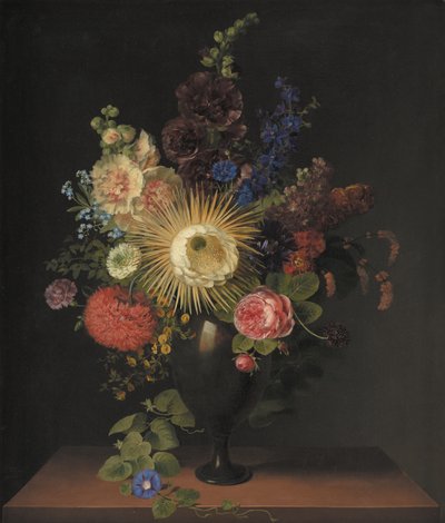 Un cactus grandiflora y otras flores en un jarrón de pórfido de C.D. Fritzsch