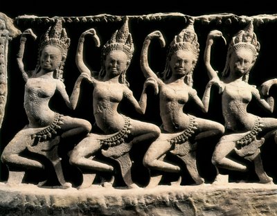 Mitología hindú: las apsaras, criaturas muy jóvenes y hermosas que bailaban en la corte de Indra de Cambodian