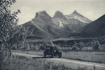 Las Rocosas canadienses: Three Sisters, Banff (foto en blanco y negro) de Canadian Photographer