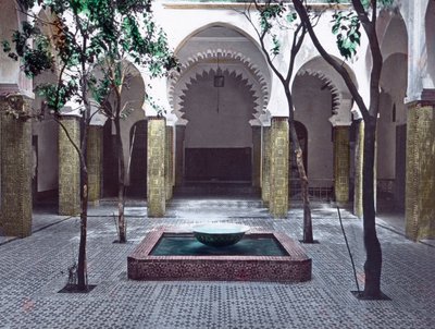 Norte de Marruecos, Tánger, patio de una embajada, fecha de la imagen: hacia 1910. Archivo Carl Simon de Carl Simon