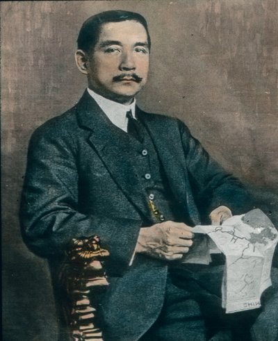 retrato de Sun Yat-sen (1906-1967), primer presidente de la República de China, c.1912 (foto) de Carl Simon