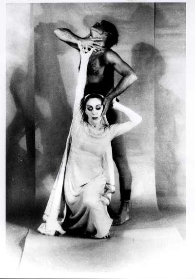 Martha Graham (1894-1991) y Bertram Ross (1920-2003) en "Visionary Recital", 27 de junio de 1961 (gelatina de plata) de Carl Van Vechten