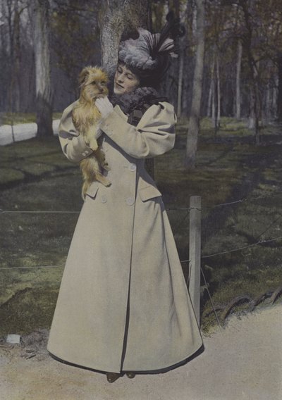 Mujer en un parque de París de Carle de Mazibourg