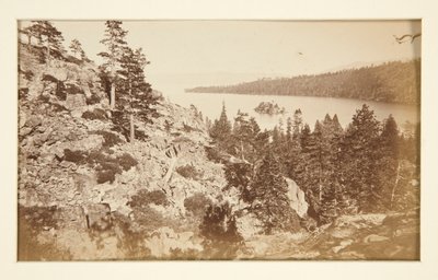 Cuatro escenas de ferrocarril y cuatro vistas de Lake Tahoe: Emerald Bay, Lake Tahoe de Carleton E. Watkins