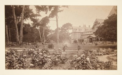 Hotel del Monte, Monterey, jardín de rosas de Carleton E. Watkins