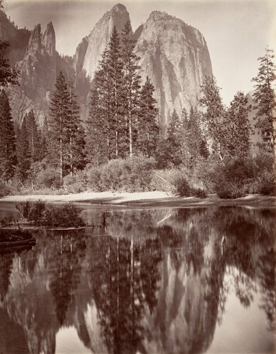 Vista en espejo de las Rocas de la Catedral, Yosemite, ca. 1872, impreso ca. 1876 de Carleton E. Watkins.