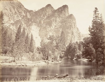 Los Tres Hermanos, Yosemite, ca. 1872, impreso ca. 1876 de Carleton E. Watkins.