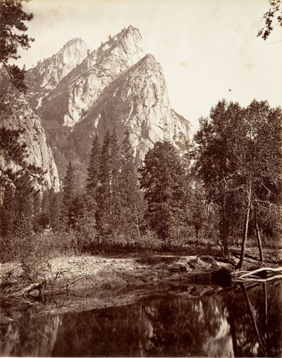 Los Tres Hermanos, Yosemite, ca. 1872, impreso ca. 1876 de Carleton E. Watkins.