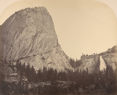 Monte Broderick y Nevada Fall. Caída = 700 pies, Yosemite de Carleton Emmons Watkins