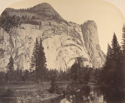 Cúpula norte a la izquierda - Arcos reales - Columna de Washington, 1861, Yosemite de Carleton Emmons Watkins