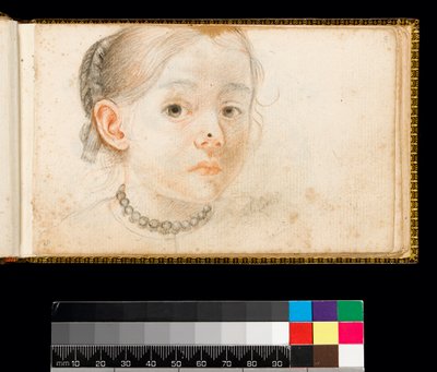 Cabeza y hombros de una niña joven, su cabello trenzado alrededor de la parte posterior de su cabeza, con un collar, 1667-1670 de Carlo Dolci