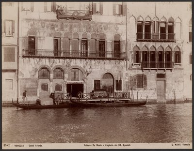 Palacio Da Mosto y transbordador SS Apostoli de Carlo Naya