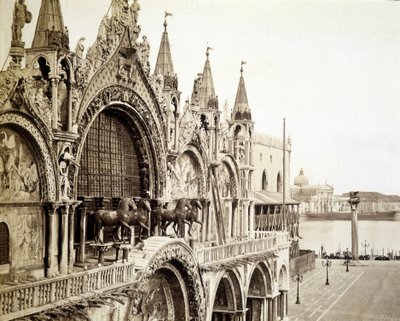Los caballos de la Basílica de San Marcos en Venecia - fotografía de C. Naya de Carlo Naya