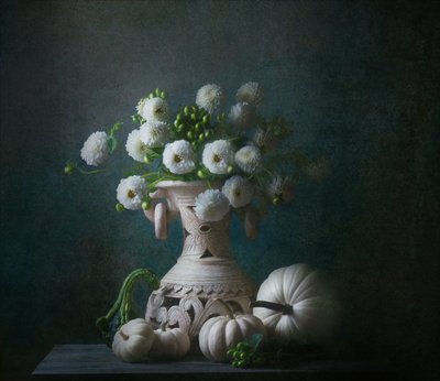 Elegante naturaleza muerta otoñal de Catherine Wang