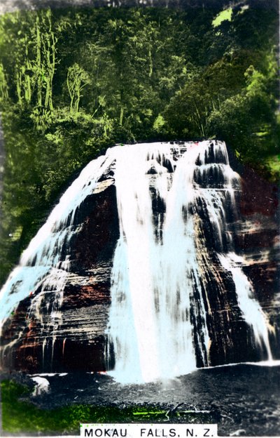 Cataratas Mokau, Isla Norte, Nueva Zelanda de Cavenders Ltd