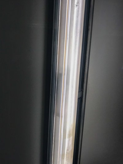Composición - Luz, 2019 (foto) de Cécile Jamet