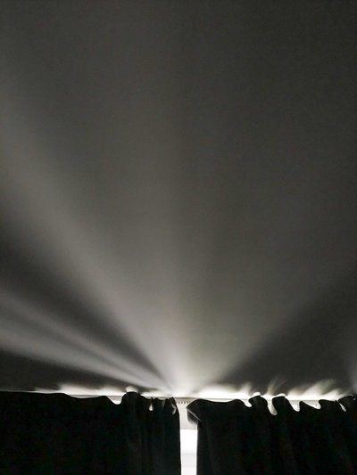 Composición - Luces, 2020 (foto) de Cécile Jamet