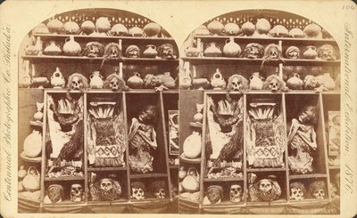 Momias y cerámica peruanas (estereografía) de Centennial Photographic Co.