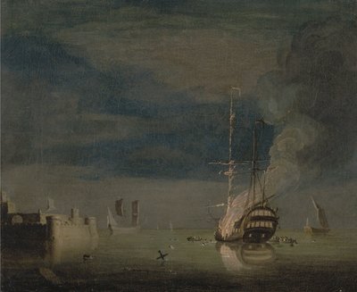 Un barco de dos cubiertas en llamas de noche frente a un fuerte de Charles Brooking