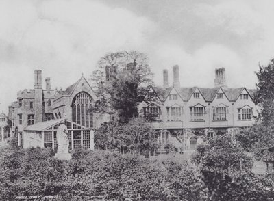 Knole, Fachada Este (foto en blanco y negro) de Charles Essenhigh Corke