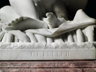 Figura de tamaño natural de Rhodopis sobre pedestal de Charles Francis Fuller