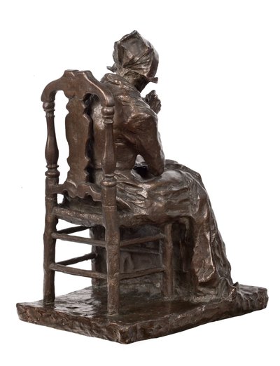 Anciana remendando su lino (bronce) de Charles Henri Marie van Wijk