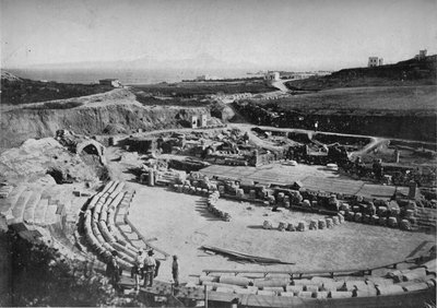 Cartago. El anfiteatro, c1913 de Charles J. S. Makin