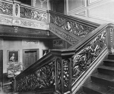 Cuatro Lados de la Escalera de Charles Latham