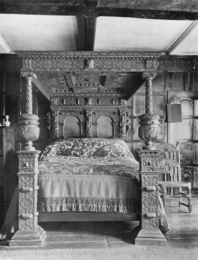 En la habitación marrón de Charles Latham