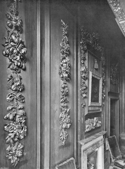 Obras maestras de Grinling Gibbons en la galería de la capilla de Charles Latham