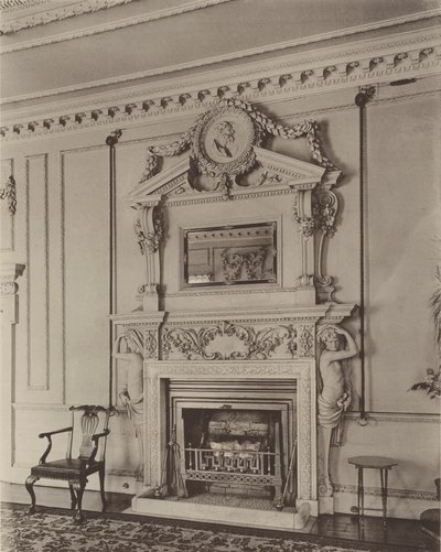 Stoke Hall, Derbyshire, Chimeneas del Salón de Charles Latham