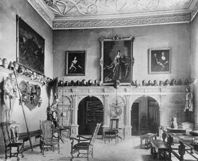 El Salón del Barón de Charles Latham
