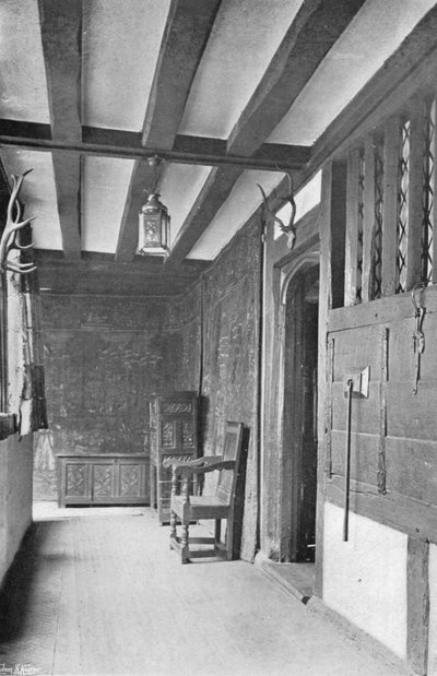 La Trampilla de la Despensa de Charles Latham